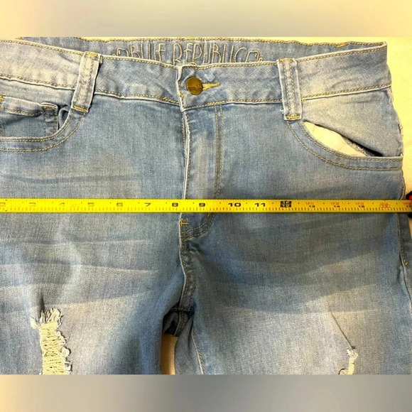 Blue Republic Womens Distressed Skinny Blue Jeans Size 17 RN 143247 - Picture 5 of 17